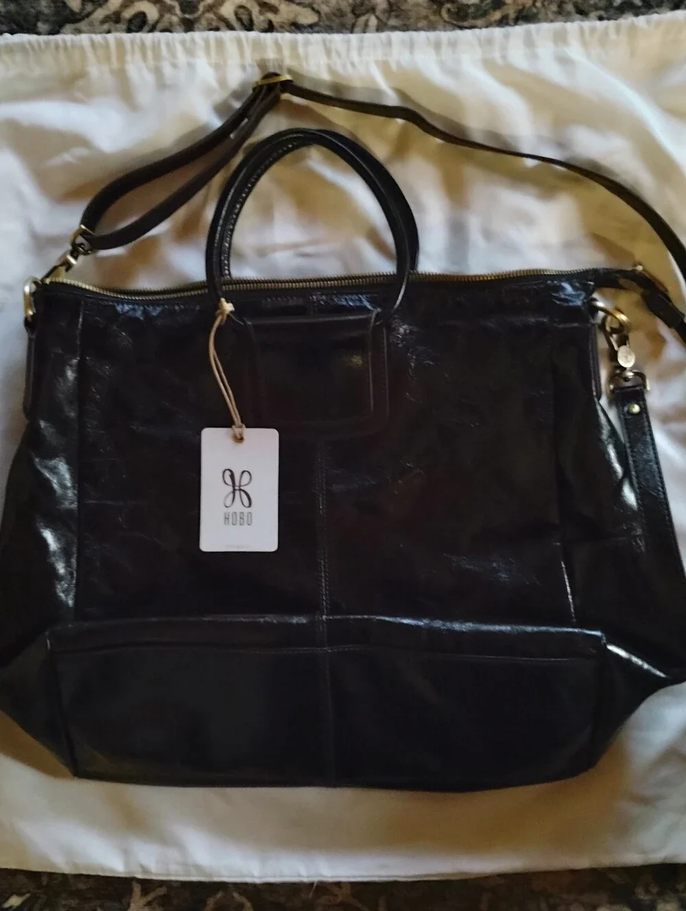 NWT Hobo Sheila Large Satchel - Polished Black